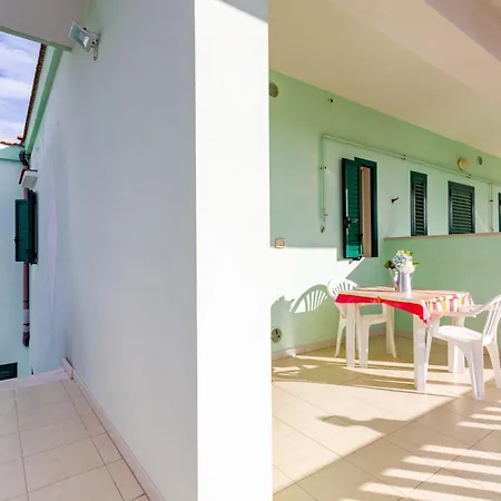 Elga Trilo 4 - Myho Casa * Vieste